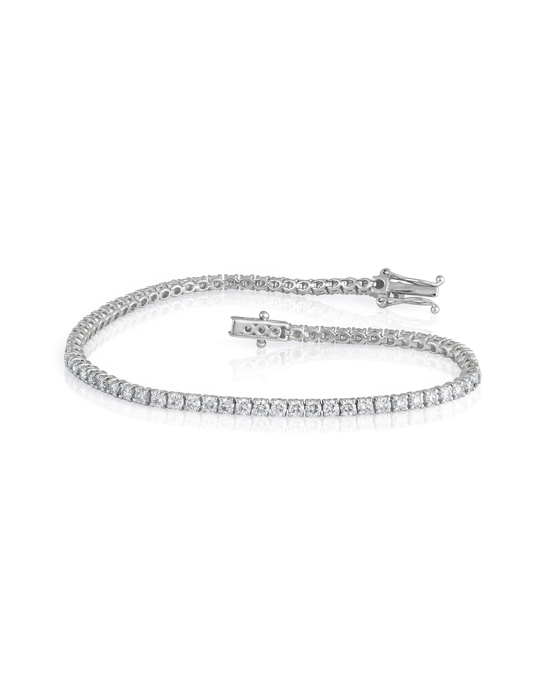 5 Real Diamond Jewellery Pieces That Promise to Become Future Heirlooms 24 Elegant tennis bracelet