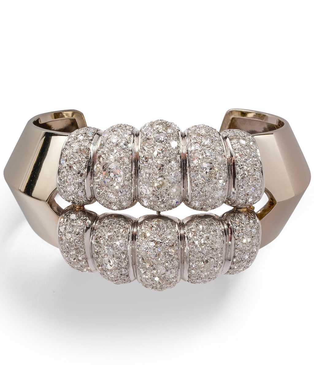 Belperron cuff, c. 1933, worn by Mazar (Courtesy of Neil Lane) Art Deco