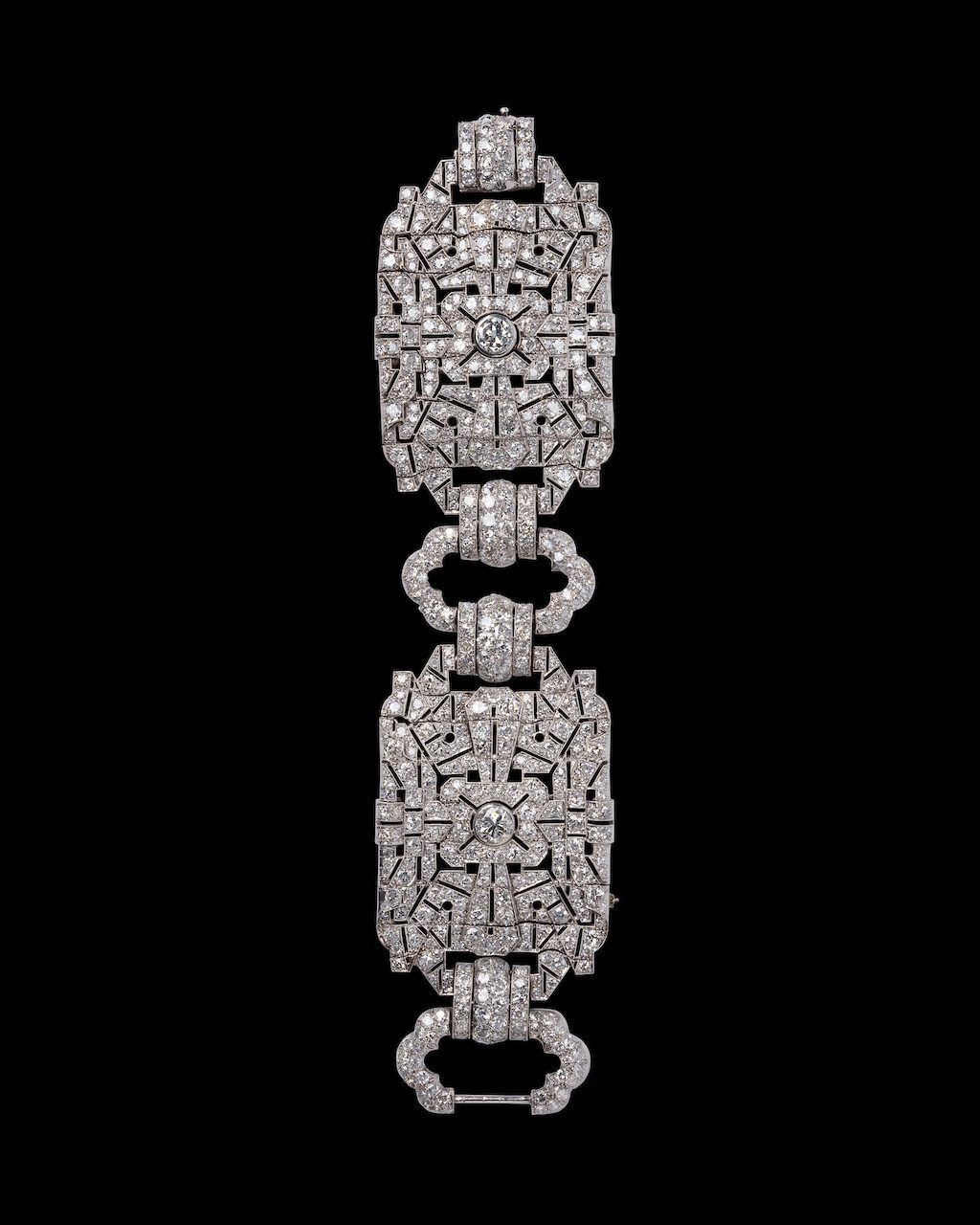 Art Deco bracelet owned by Mae West (Courtesy of Neil Lane) Art Deco
