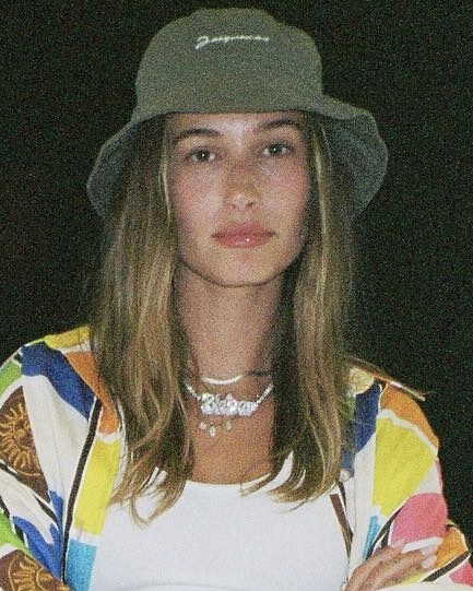 Hailey Bieber wears her diamond "Bieber" nameplate necklace to Coachella in 2019. (Instagram: @haileybieber)