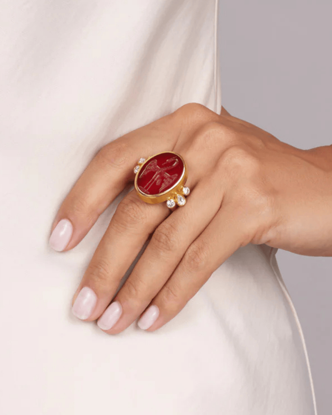 Chasse au Trésor : plus de 12 Bijoux Inspirés d'Antiquités 8 antique inspired jewelry