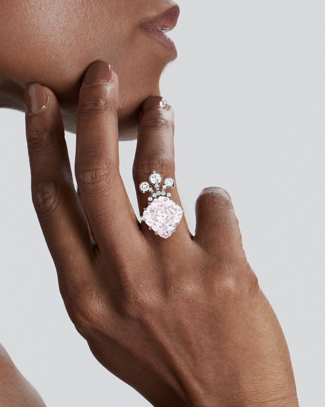 Marie Antoinette's Jewelry Marie-Thérèse Pink, a 10.38-carat fancy purple-pink diamond. 