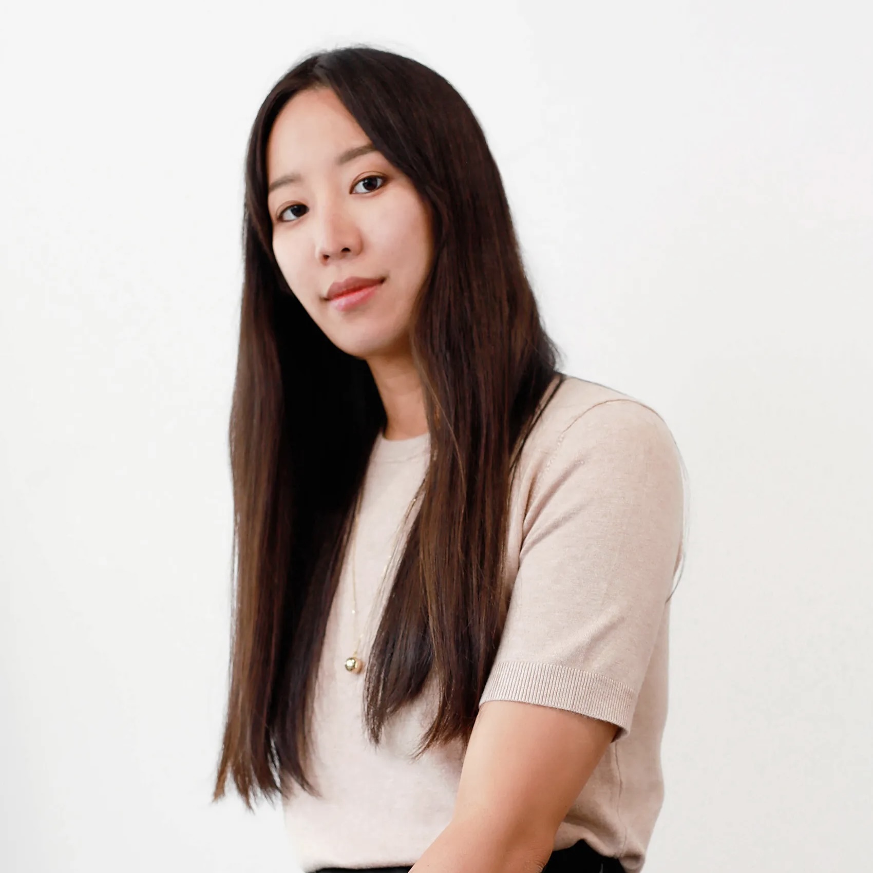 Pavé Diamonds: A Second Skin of Endless Sparkle & Craftmanship