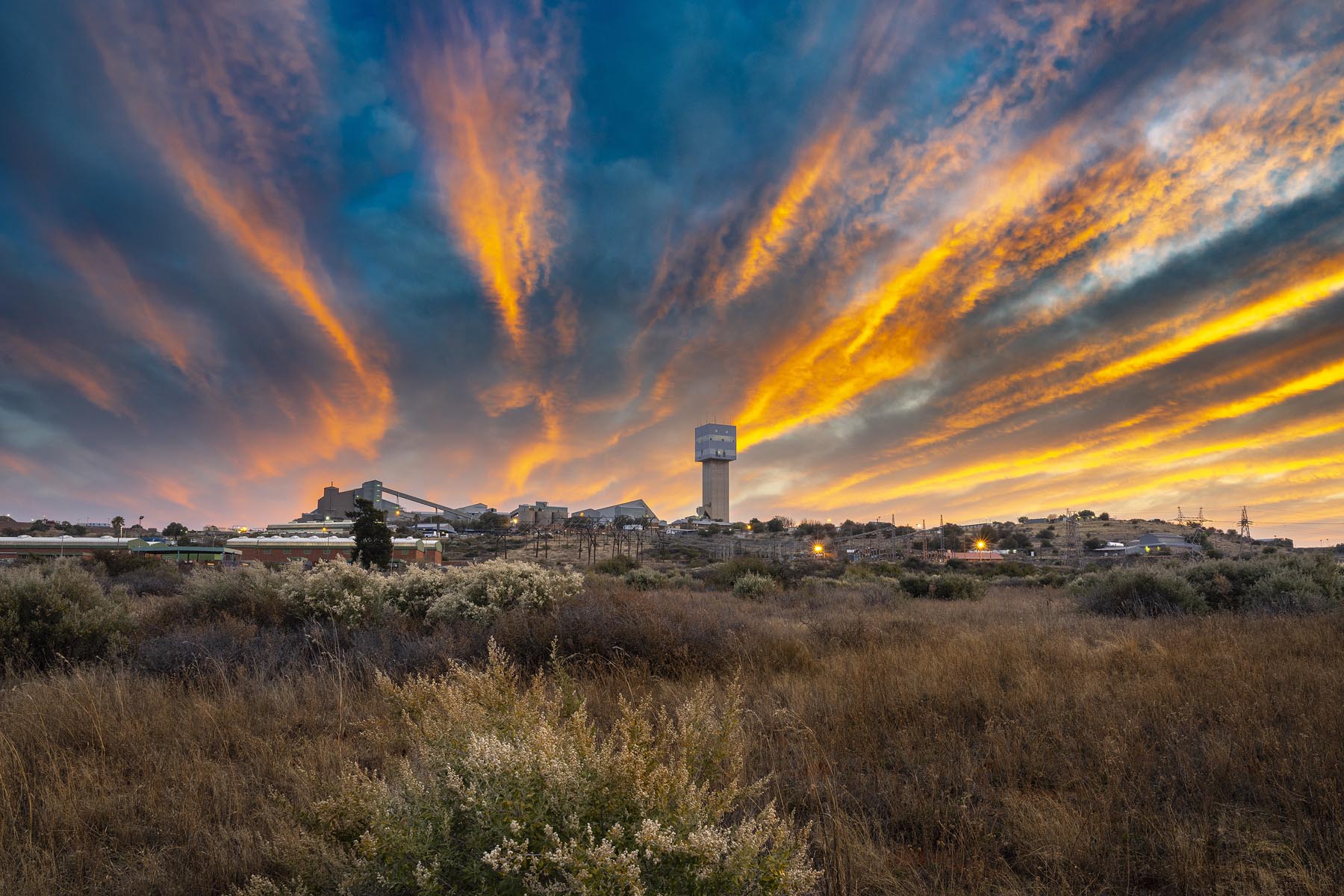 Petra Diamonds Finsch Diamond Mine (Courtesy of Petra) Honey Bee 