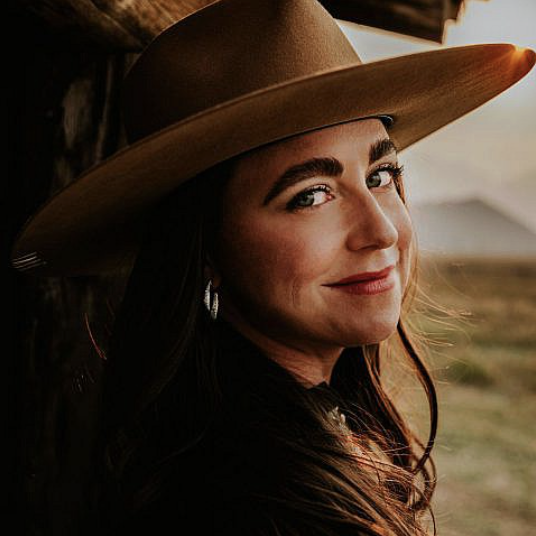 Pin It! The Lasting Legacy of Diamond Brooches 2 Pin It! The Lasting Legacy of Diamond Brooches