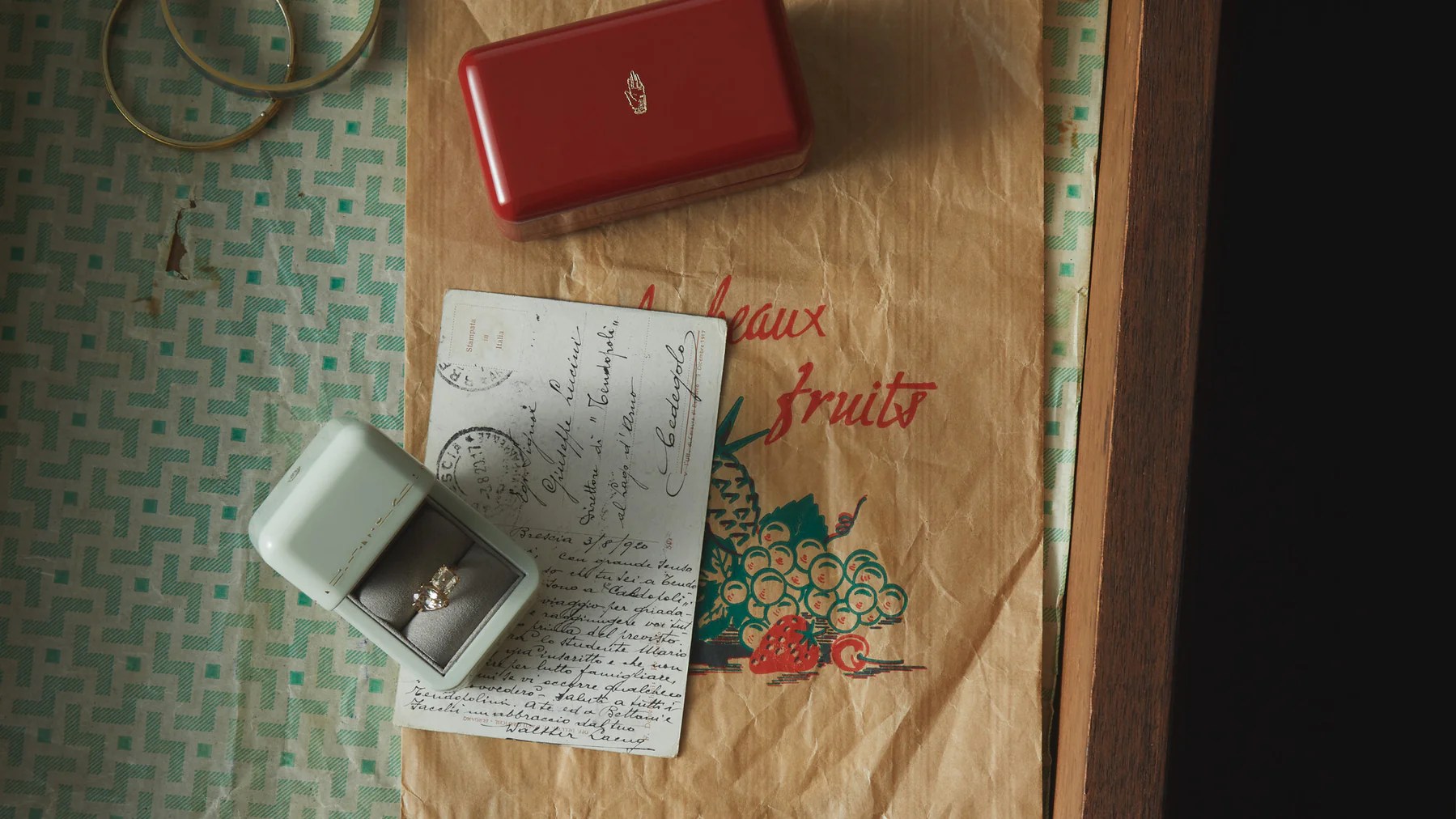 Proposal ideas: Trove ring box with diamond two stone ring