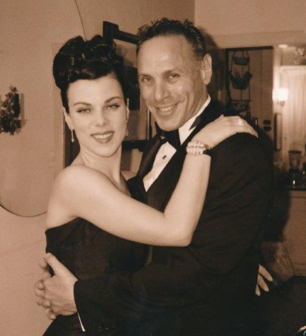 Deco Mania: Neil Lane Looks Back On The Last 100 Years of Art Deco 3 Neil Lane and Debi Mazar wearing a Suzanne Belperron cuff, c. 1933
Neil Lane Art Deco