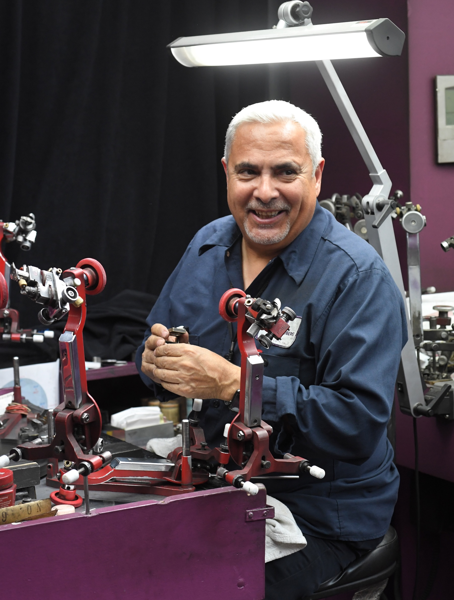 Master Diamond Cutter William Lopez demonstrating how to cut a Triple X diamond. 