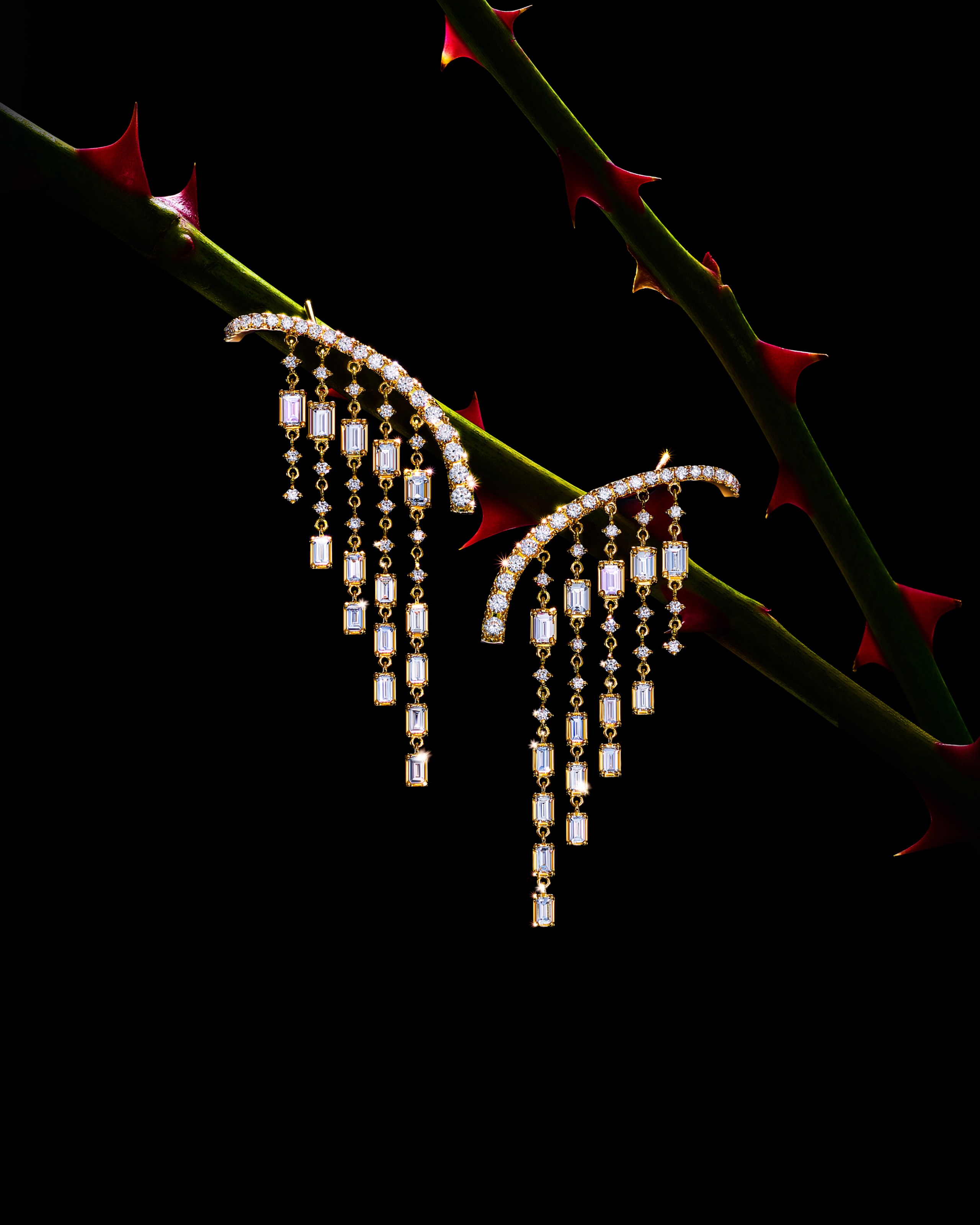 AHKAH Dévoile sa Nouvelle Collection Chandelier : le Diamant à Fleur de Peau