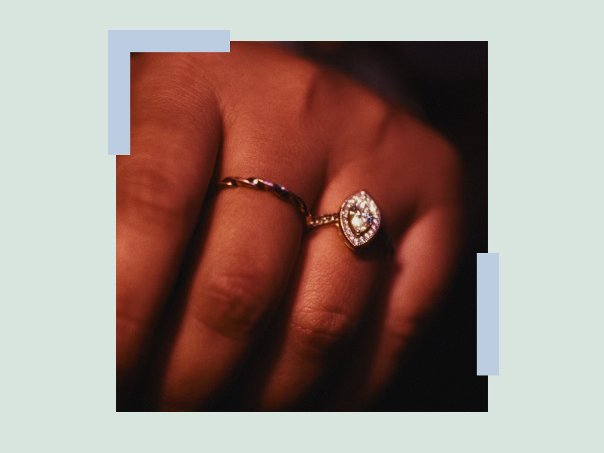 A Song, A Real Diamond Ring and A Lifetime Promise: Inside A Couple’s Most Heartfelt Concert Proposal 3 A Song, A Real Diamond Ring and A Lifetime Promise: Inside A Couple’s Most Heartfelt Concert Proposal