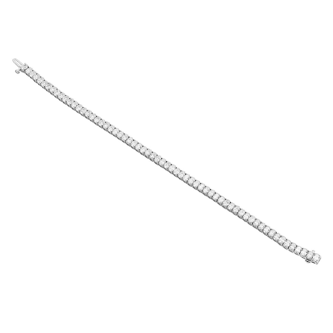 16 Gift Ideas from London Jewelers That Are Sure to Wow Everyone on Your List 17 London Jewelers tennis bracelet