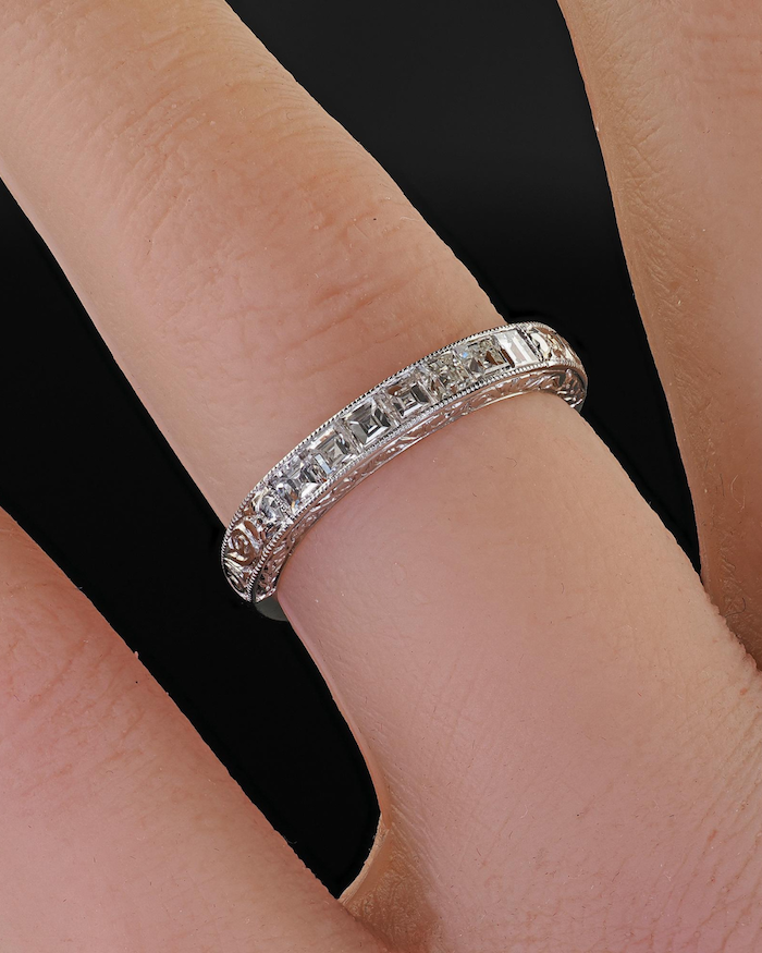 The Carré Cut Diamond: A Rare Square Shape With Art Deco Vibes 3 carré cut diamond wedding band