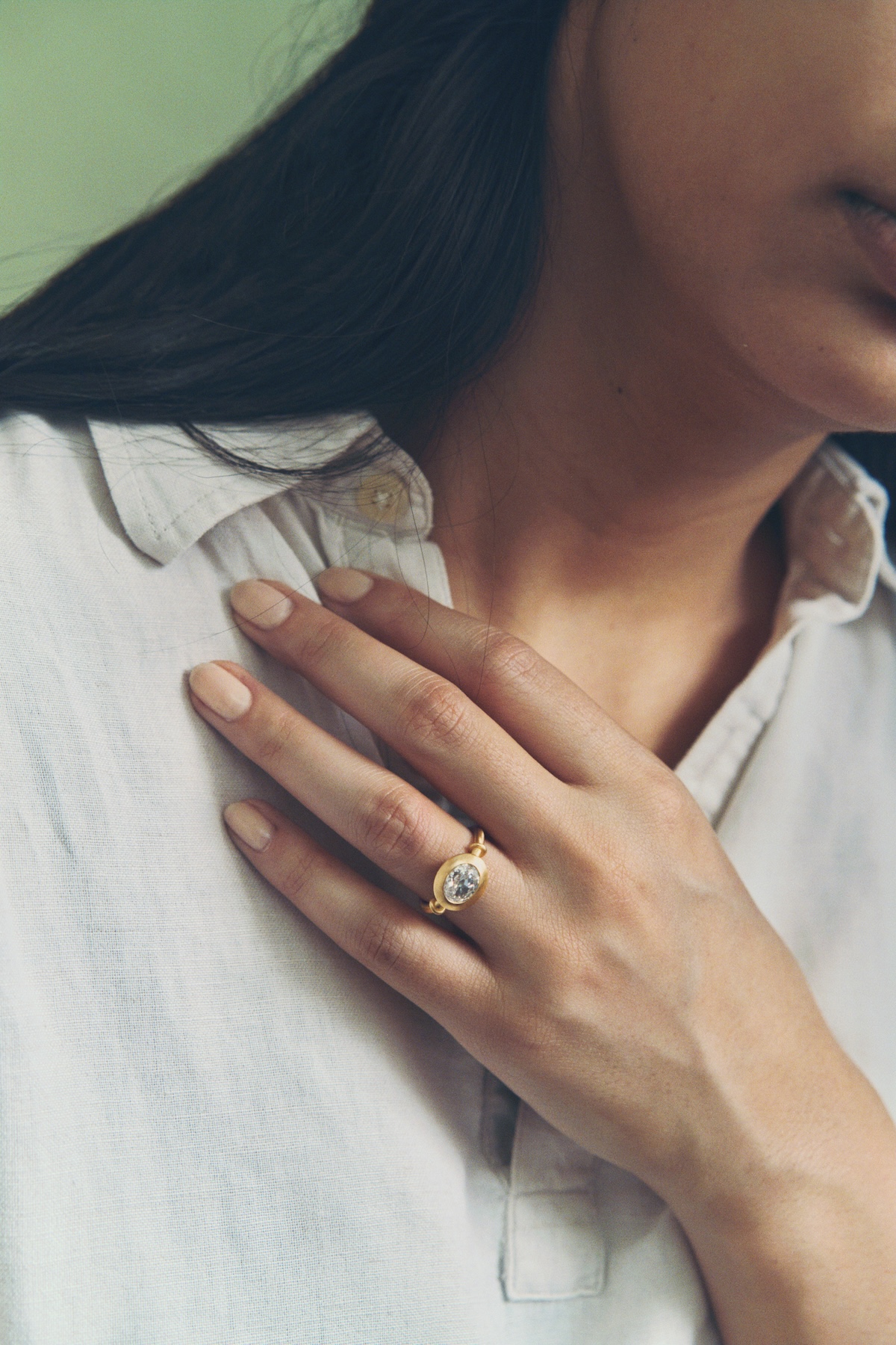 Cushion Brilliant Capsa Ring (Courtesy of Prounis)