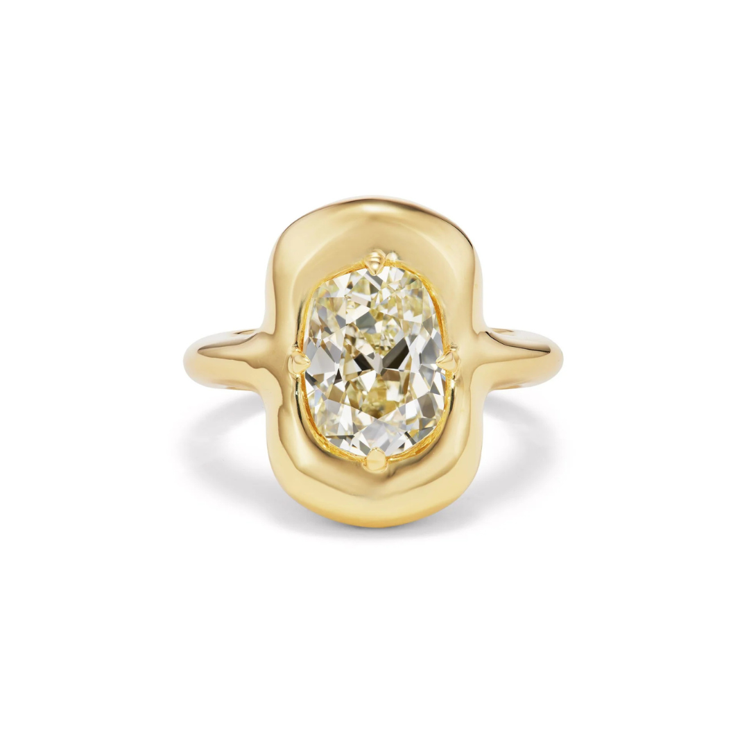 Exciting Diamond Engagement Ring Trends for 2026: What Will Shape the Year Ahead 7 Exciting Diamond Engagement Ring Trends for 2026: What Will Shape the Year Ahead