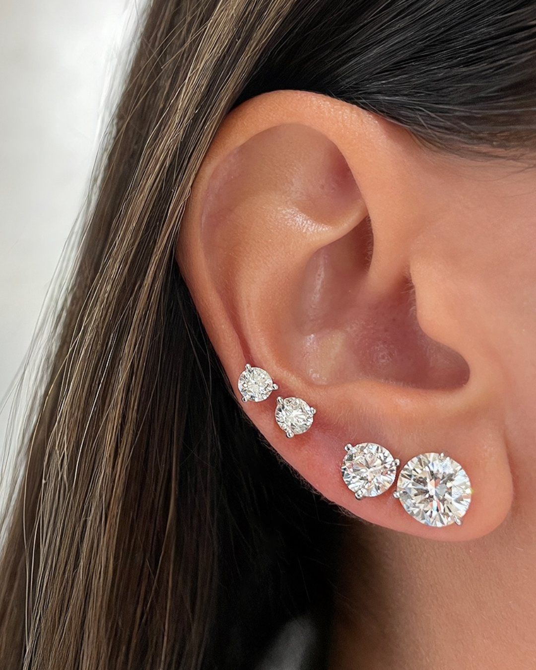 16 Gift Ideas from London Jewelers That Are Sure to Wow Everyone on Your List 4 London Jewelers diamond bracelets