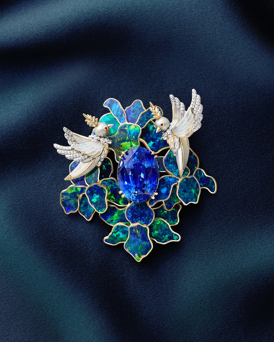 Bird on a Rock Tiffany & Co. debuts a one-of-a-kind creation, Legendary Bird: The Sapphire Edition