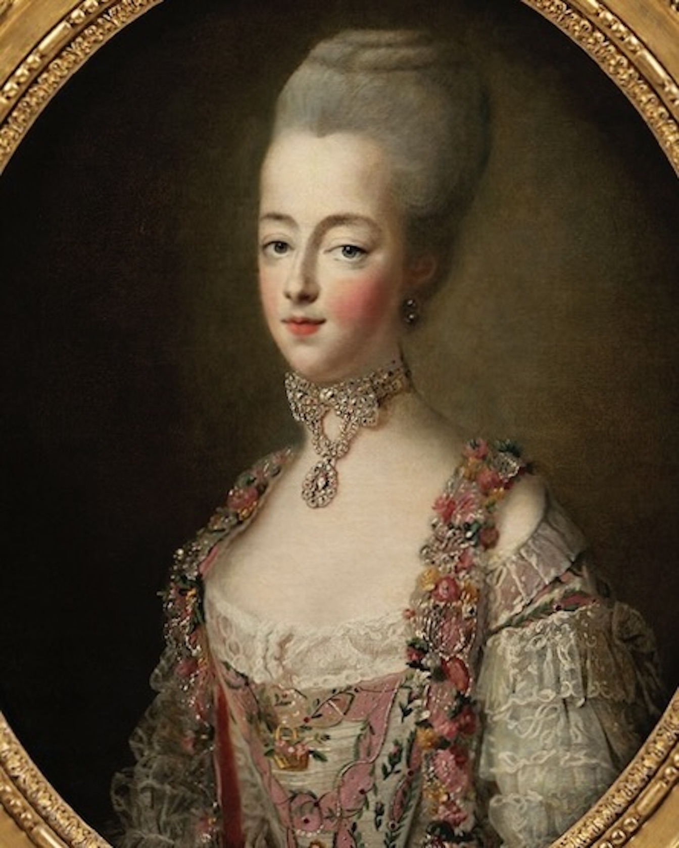 Dainty Diamond Bows Are the Perfect Holiday Accessory 11 Royal Women Have Long Loved Diamond Bows: Marie Antoinette