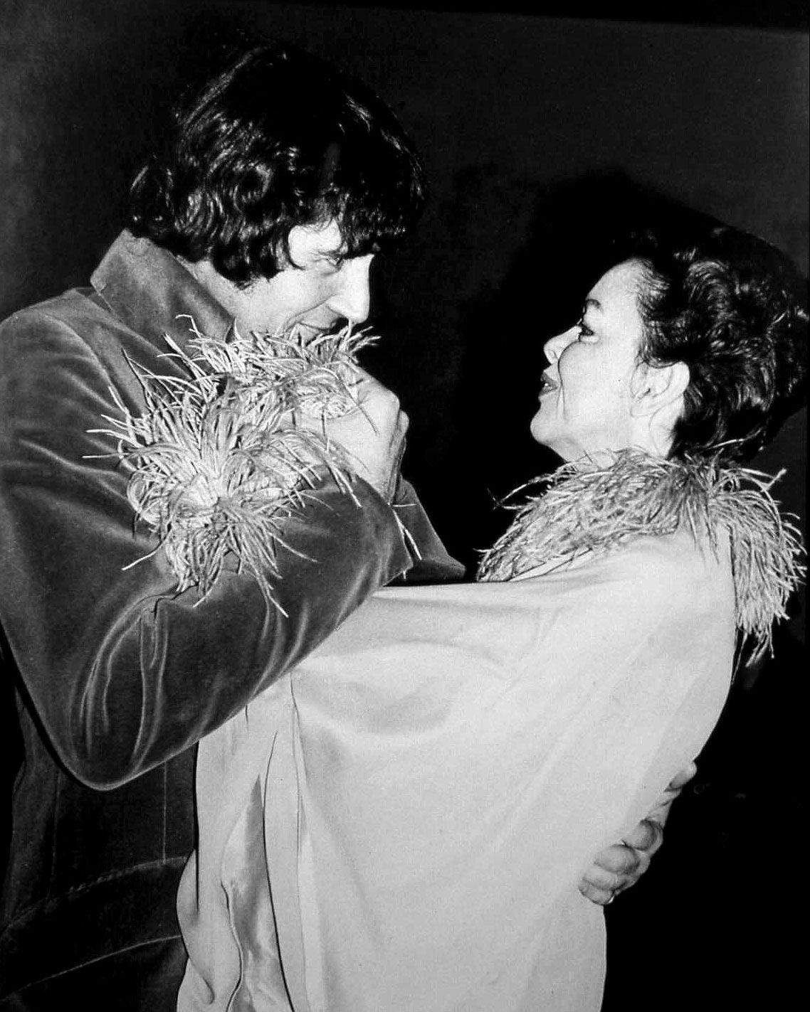 What Judy Garland’s Engagement Rings Reveal About Her Life, Image and Eras 6 Wedding photograph of Judy Garland and Mickey Deans, taken at the reception at 'Quaglino's' in Jermyn Street London (Wiki Commons)