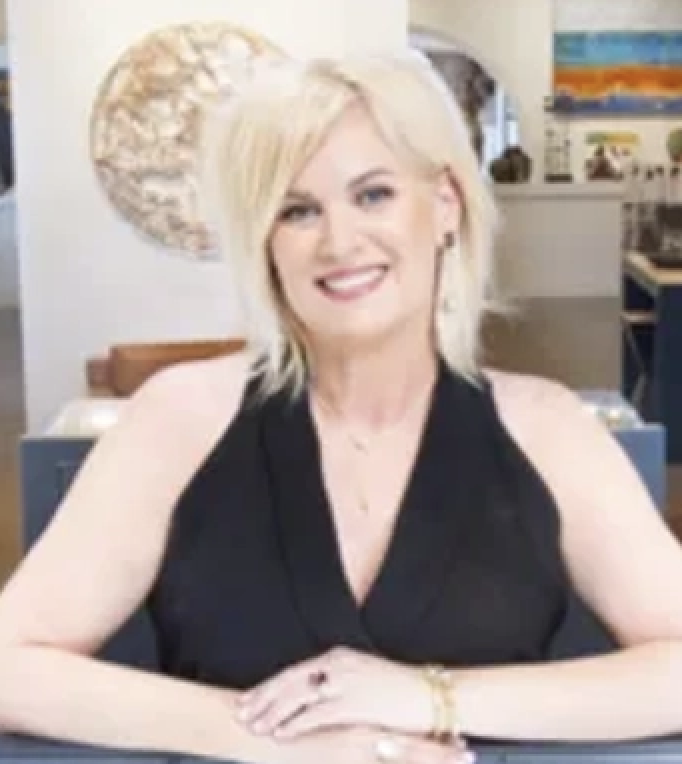 The Romantic Return of the Diamond Bypass Ring