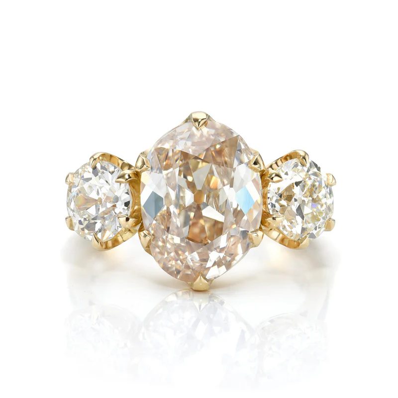 engagement ring trends off white diamond