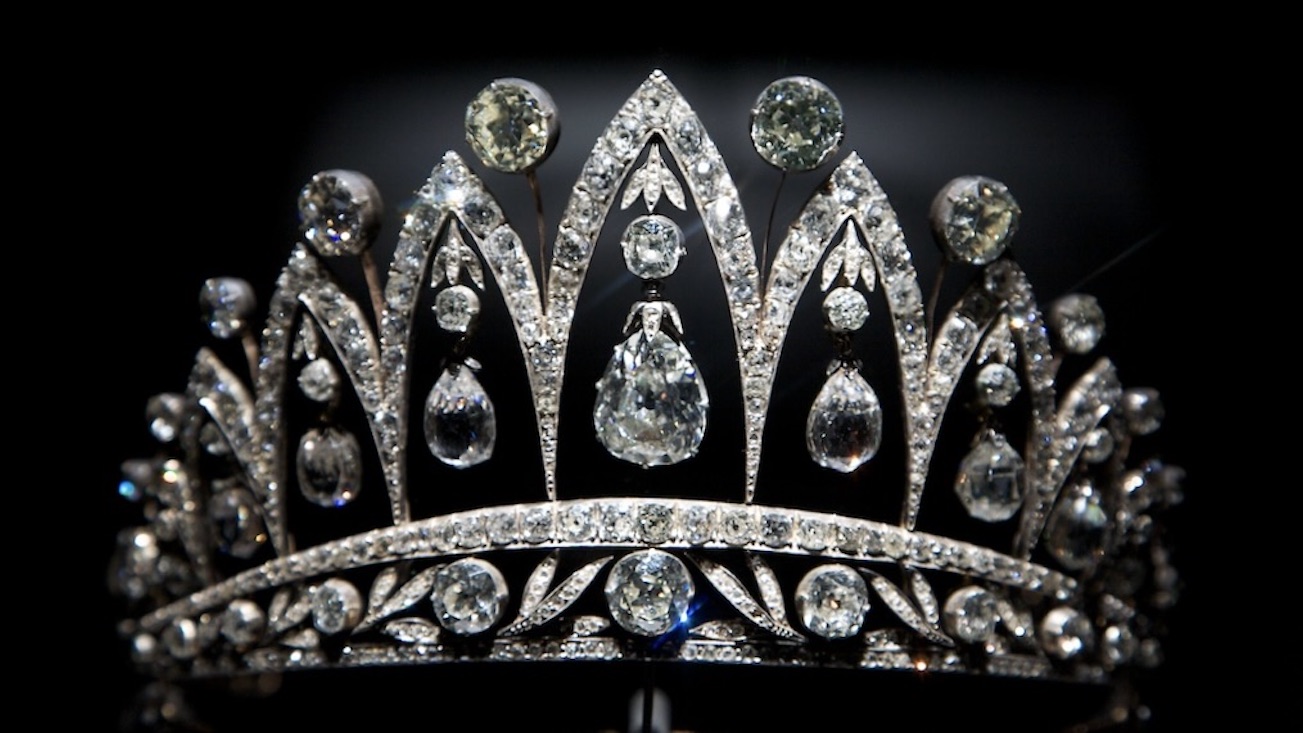 Empress Josephine's Tiara featured briolette-cut diamonds.