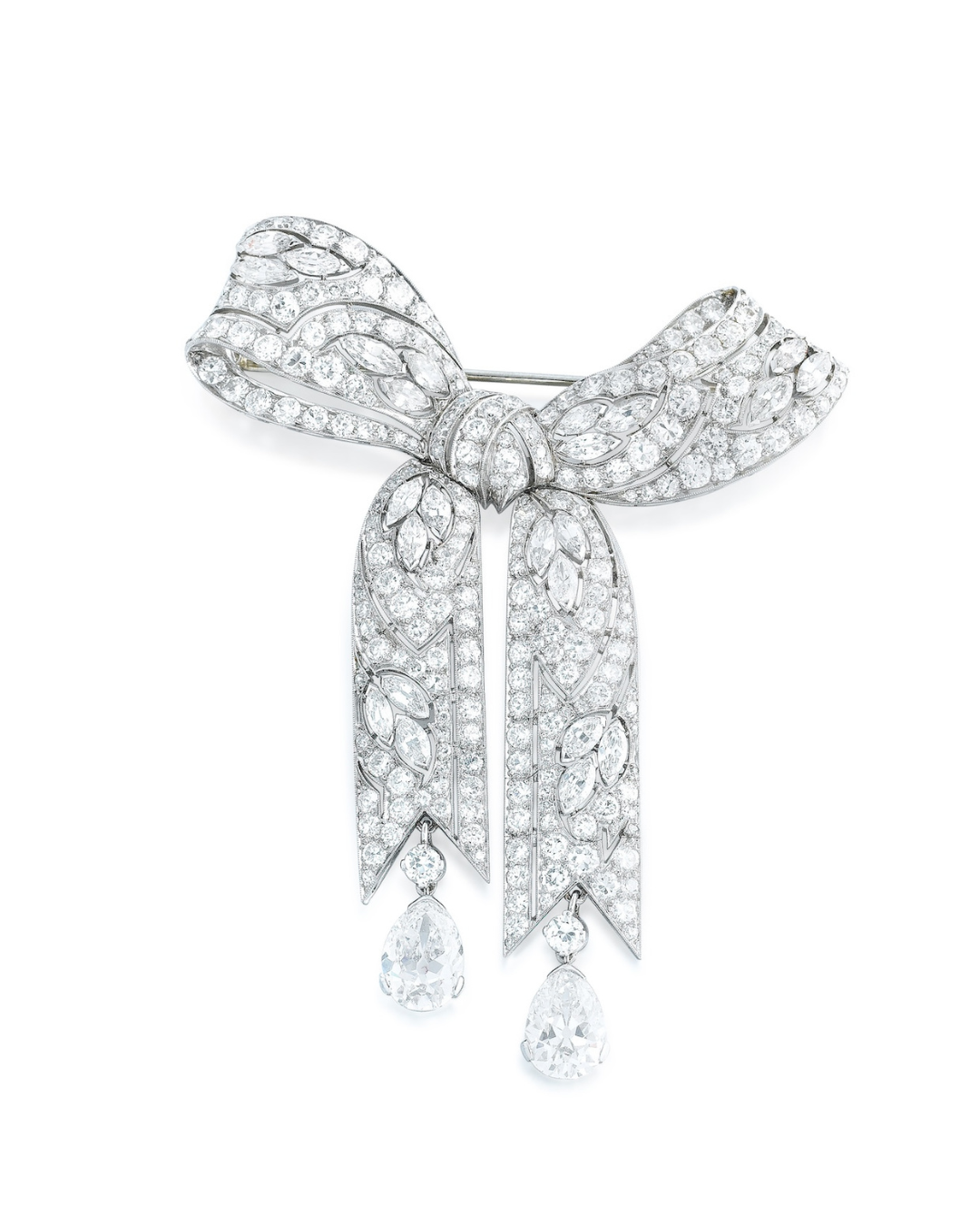 Paul Gillot Diamond Bow Brooch gifted to Doris Brynner by Elizabeth Taylor (Born & Art Digital Studio © Sotheby's)