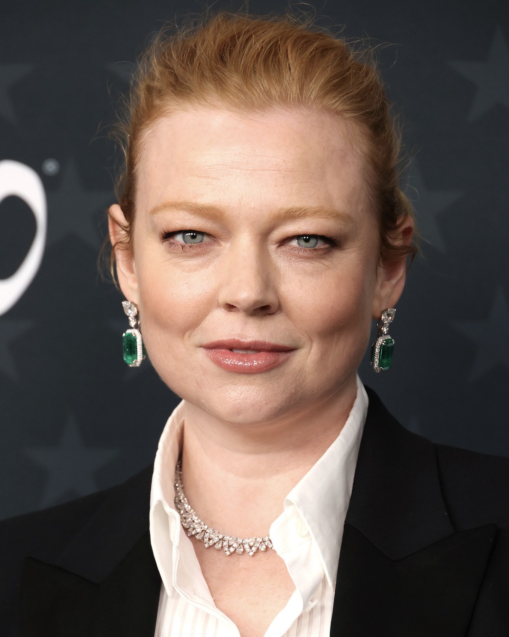 Sarah Snook Wore Chopard Jewels to the Critics Choice Awards 2026 All Her Fault
