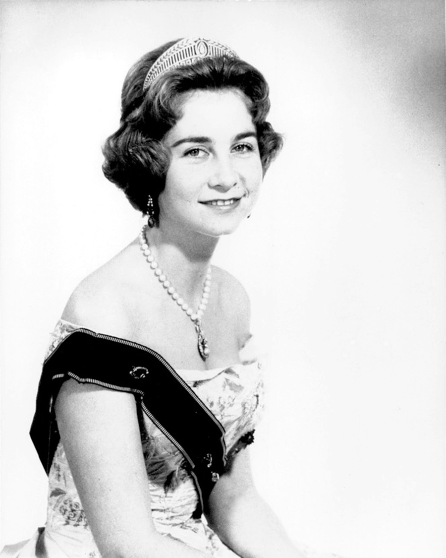 Princess Sofia of Greece wearing the Prussian Tiara, c. 1961 (Wikimedia Commons/Public Domain)