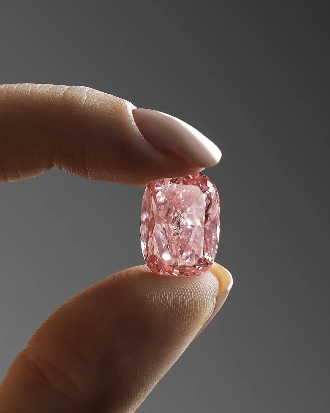 The Williamson Pink Star Diamond (Courtesy of Sotheby's) Pink Diamonds Are the Most Beautiful Fancy Color Diamonds