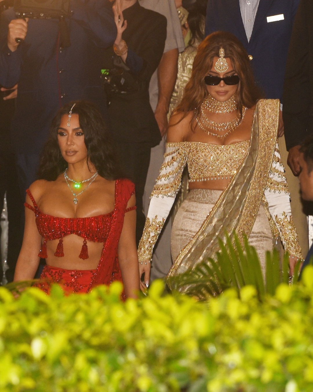 Khloé and Kim Kardashian Wore Lorraine Schwartz Diamonds to Anant Ambani's Wedding