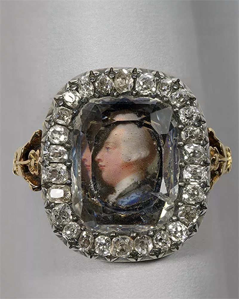 Queen Charlotte diamond ring