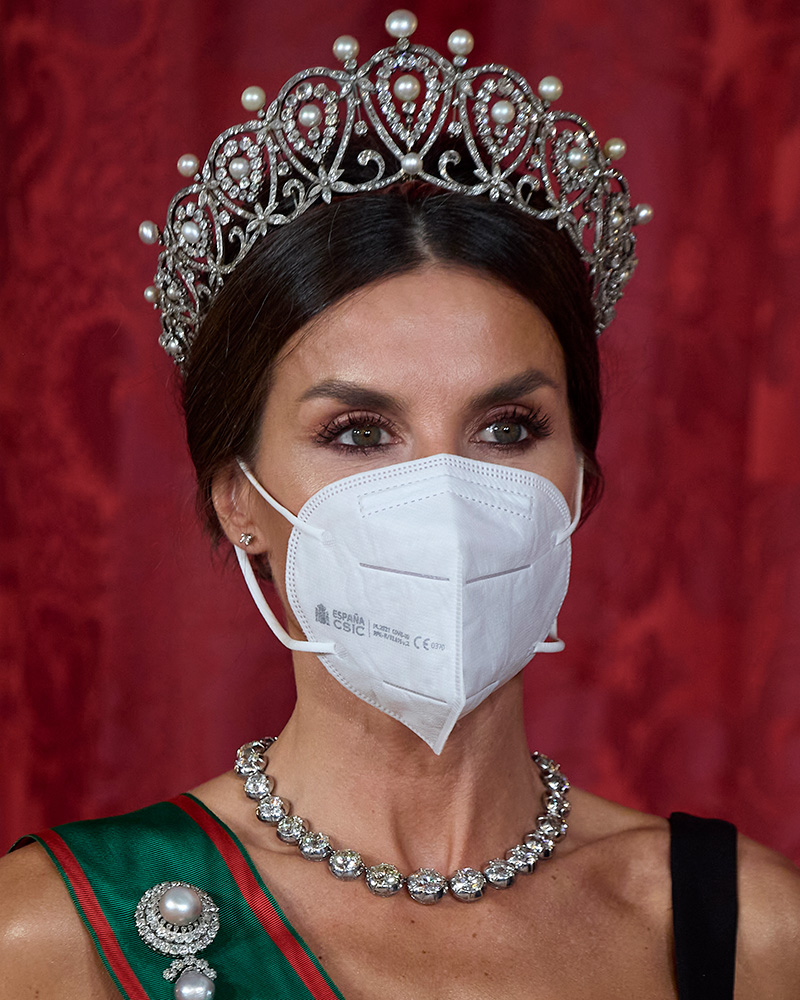 Queen Letizia of Spain receives Italian President Sergio Mattarella for a Gala Dinner honoring Italian President Sergio Mattarella at the Royal Palace on November 16, 2021 in Madrid, Spain. (Photo by Carlos Alvarez/Getty Images)