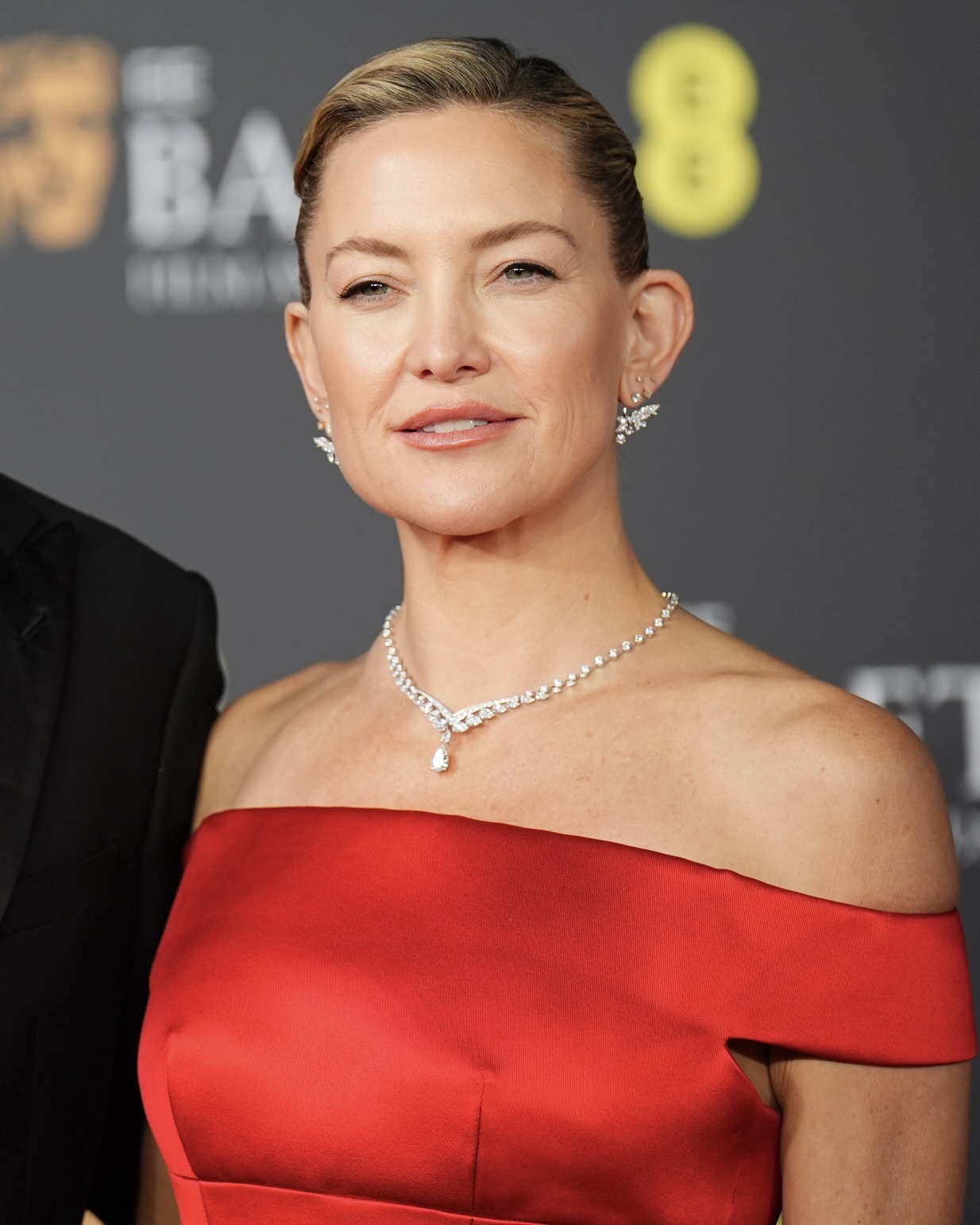 Kate Hudson attends the BAFTA Awards 2026 in diamond jewelry