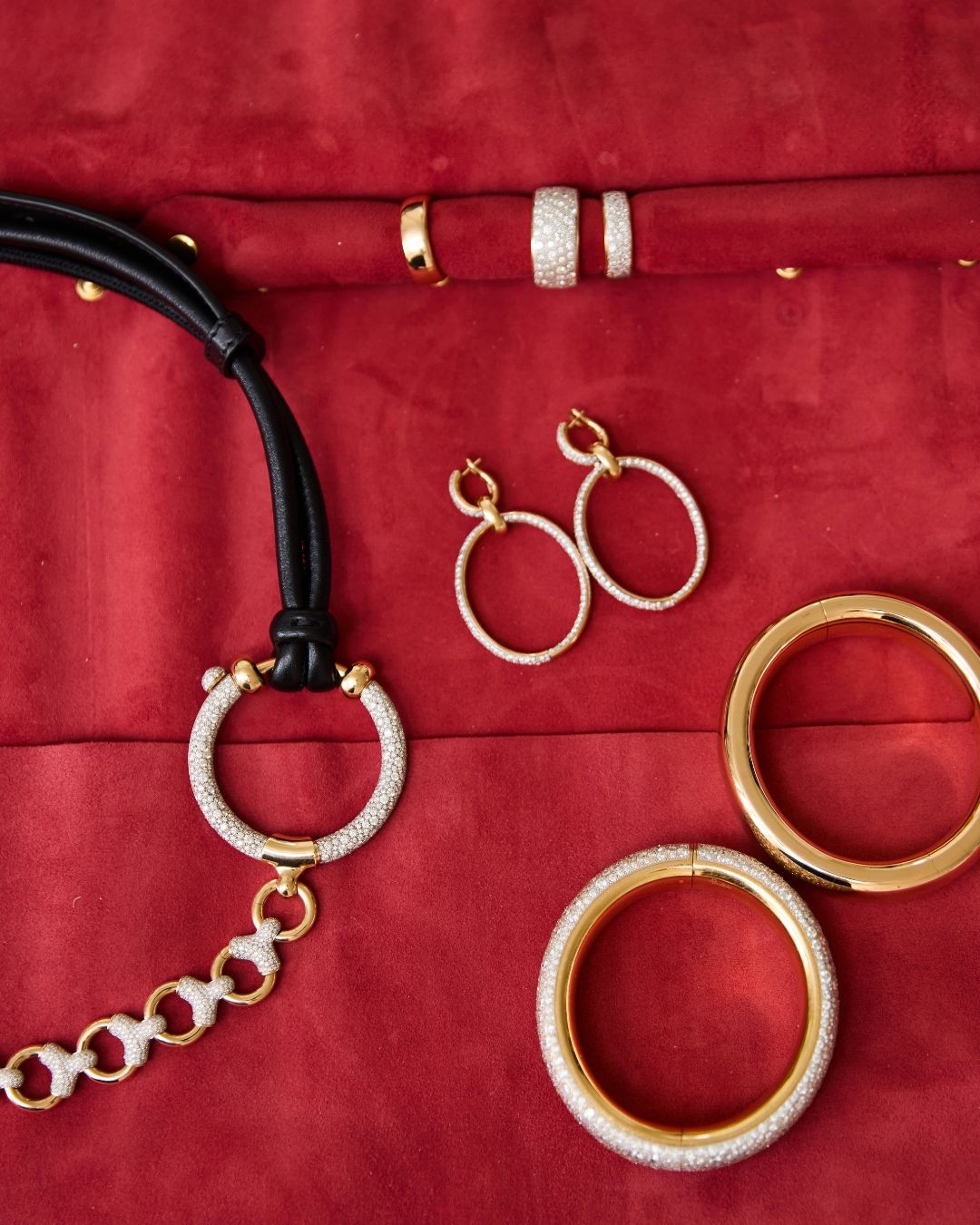 Pomellato Spring Ring Belt and pieces from the Iconica collection worn by Philippine Leroy-Beaulieu