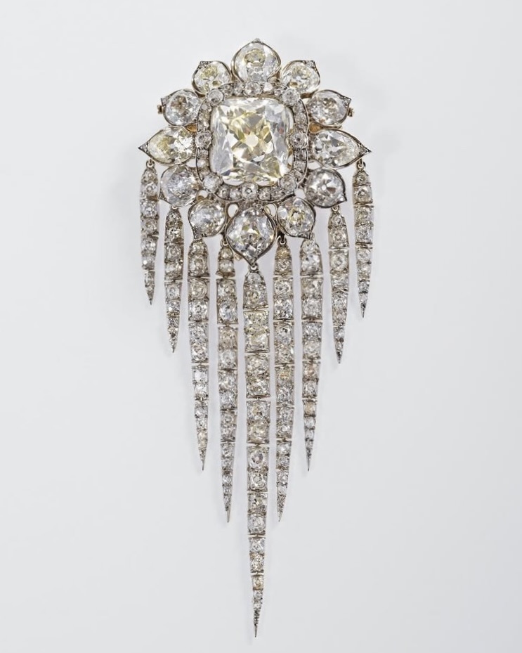 Victorian Jewelry Queen Victoria's Diamond Fringe Brooch, Attributed to R & S Garrard