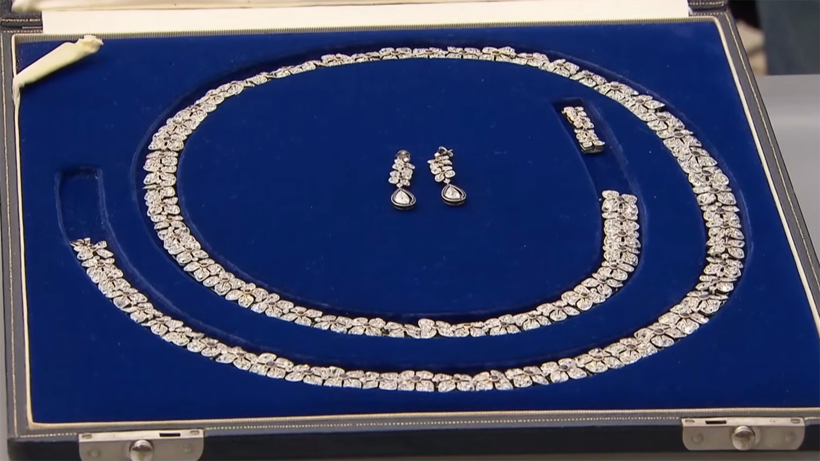 Nancy Astor's Diamond and Sapphire Necklace  (Courtesy of BBC)