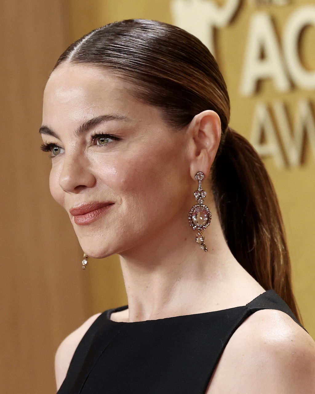 Michelle Monaghan Wore Sabyasachi Jewelry to the SAG Awards 2026