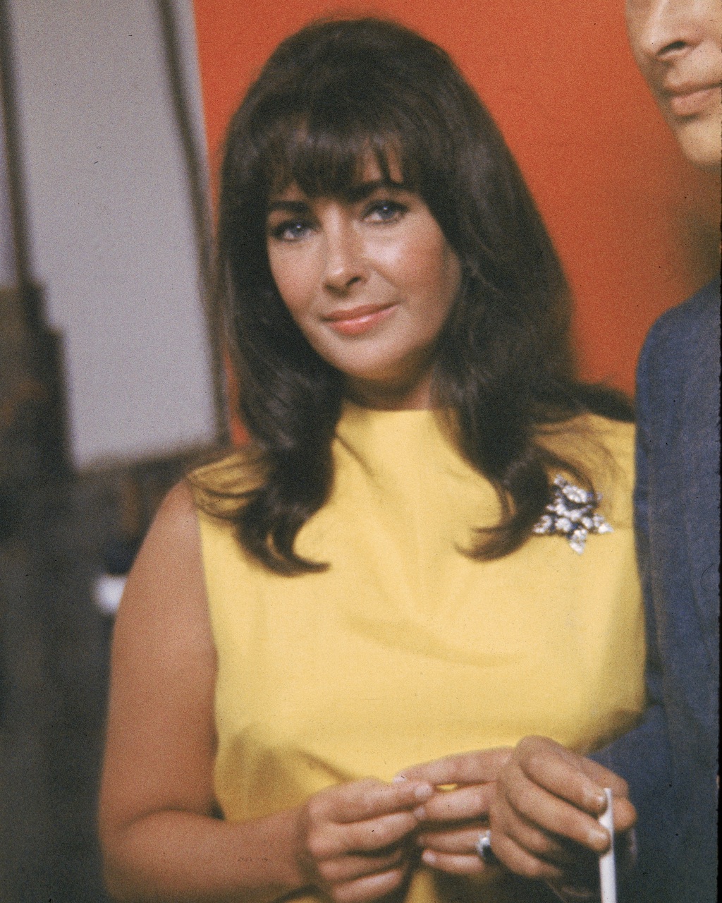 Elizabeth Taylor wears Jean Schlumberger Jewelry