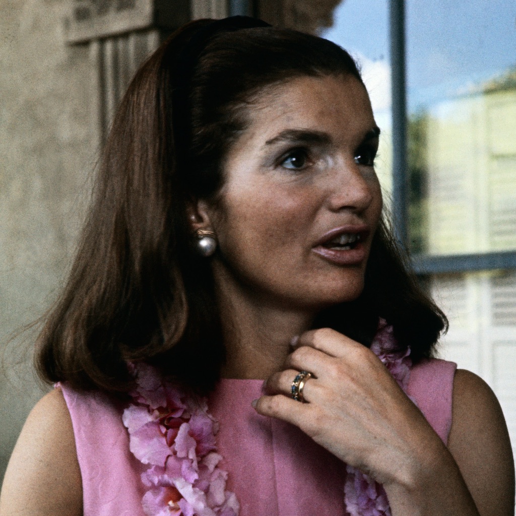 Jackie Kennedy wears Jean Schlumberger Sixteen Stone Ring