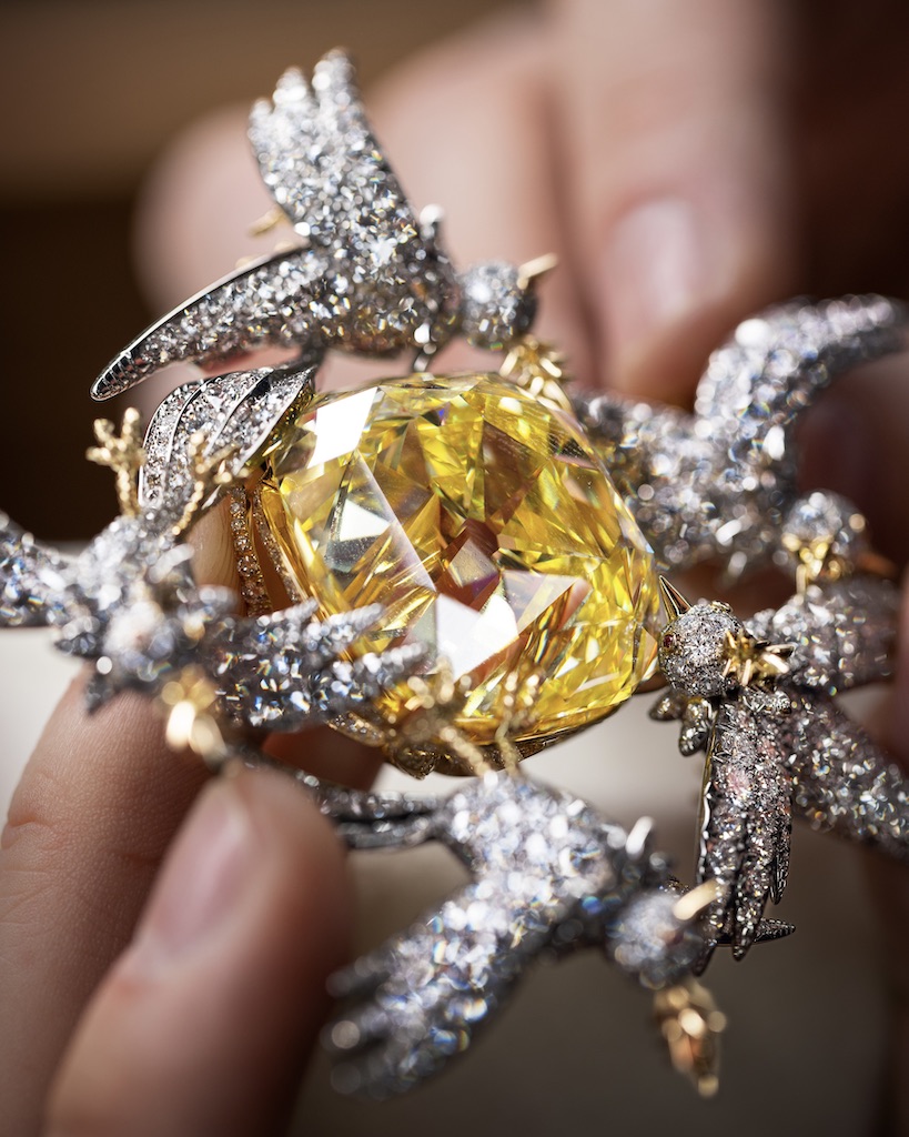 The Tiffany Diamond is featured in a Bird on a Rock setting by Jean Schlumberger 