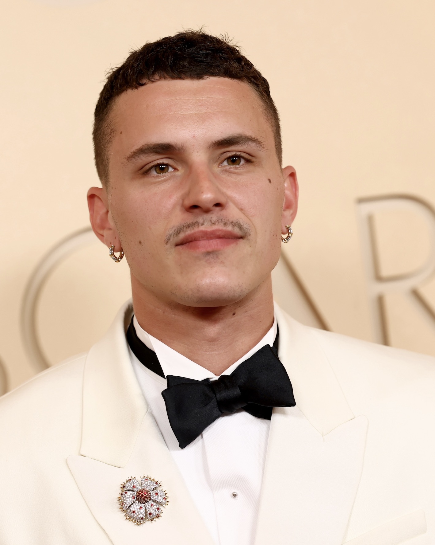 Arón Piper Wore Tiffany & Co. Jewelry to the Oscars 2026