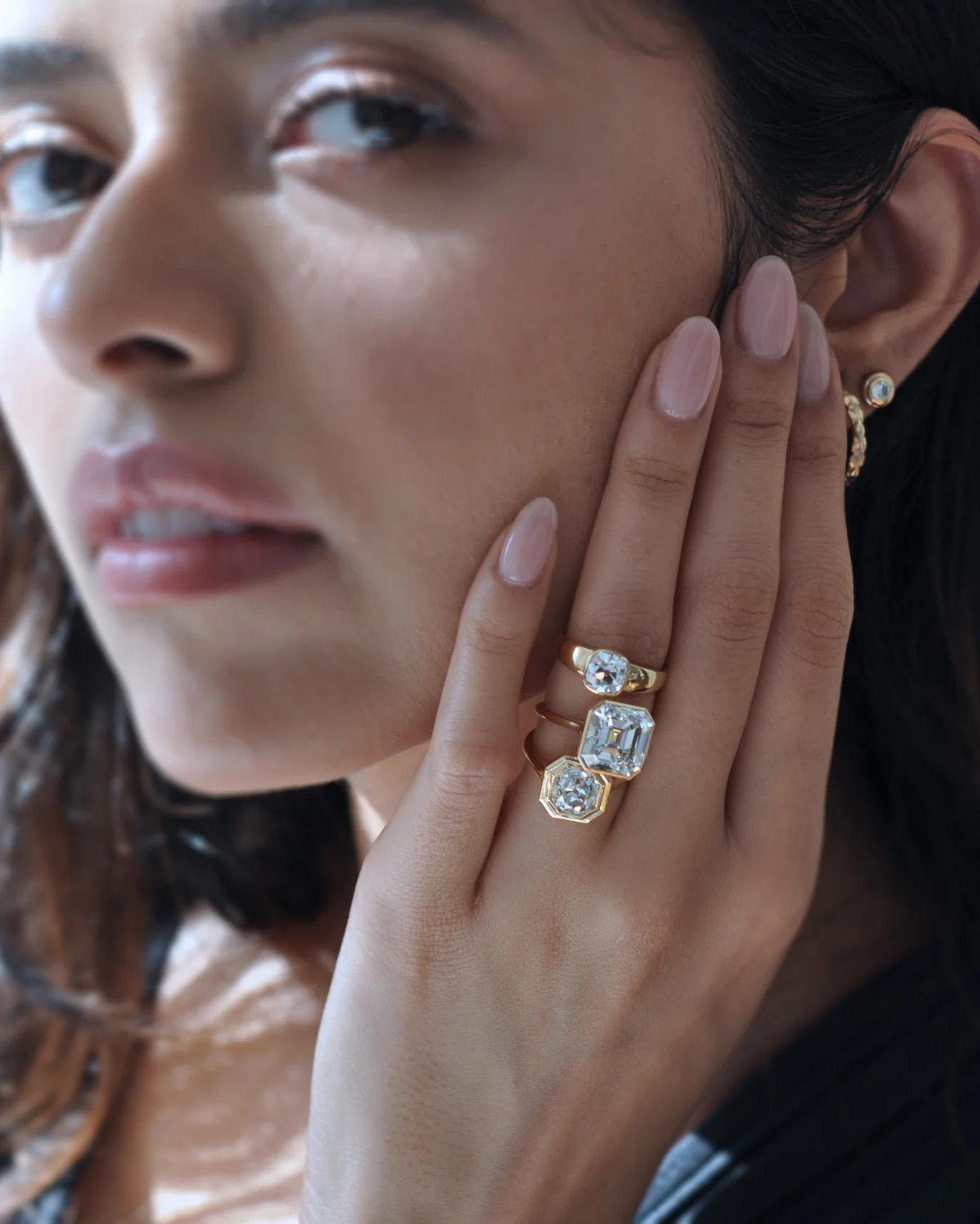 Classic Engagement Rings: Bezel set engagement rings