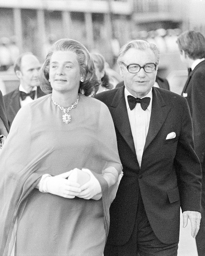Vice President Nelson Rockefeller and Happy Rockefeller en route to a dinner with Queen Elizabeth II aboard the Royal Yacht Britannia in Newport, Rhode Island, July 10, 1976. (AP Photo)