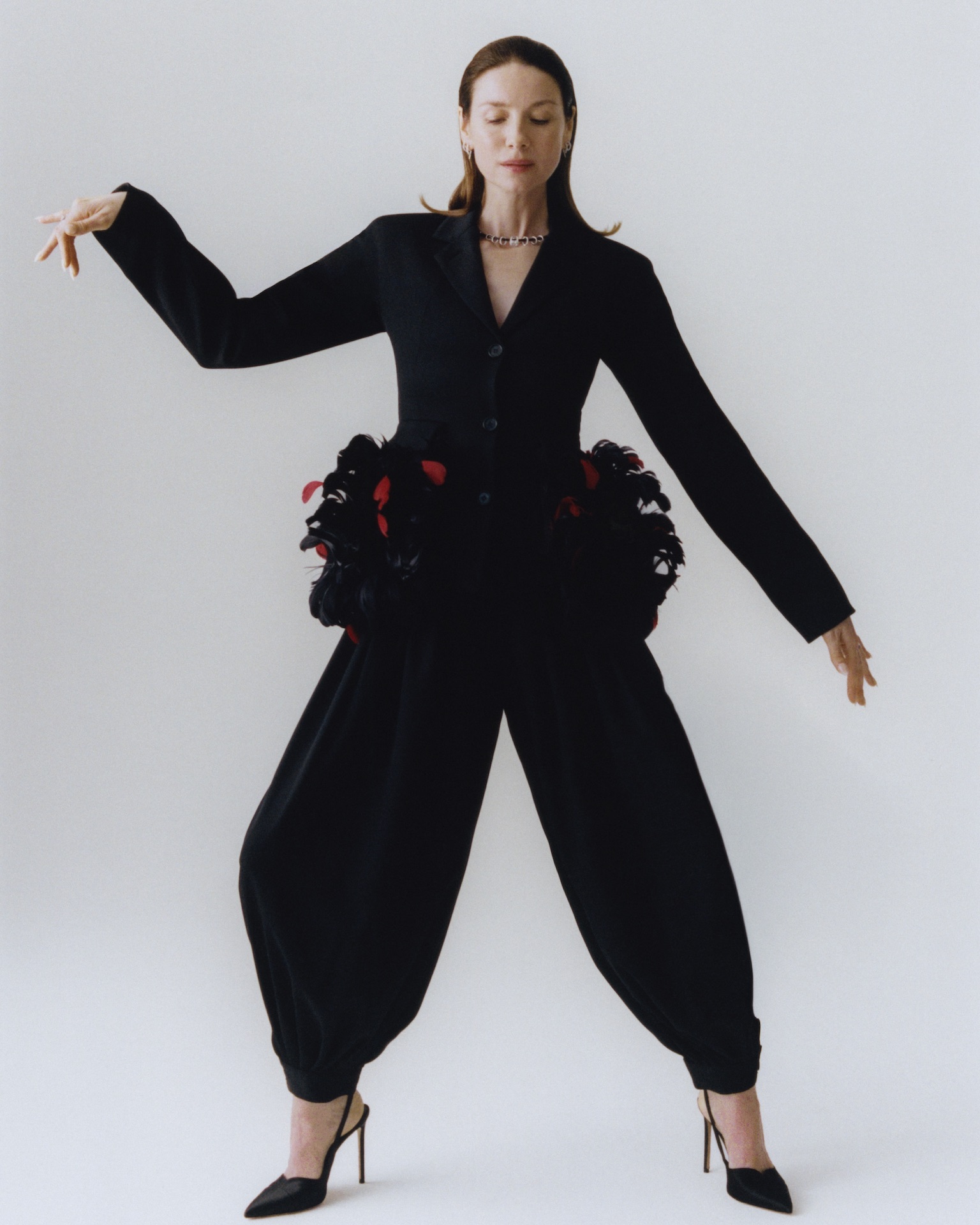 Caitriona Balfe on Outlander, Time, and the Endurance of Natural Diamonds