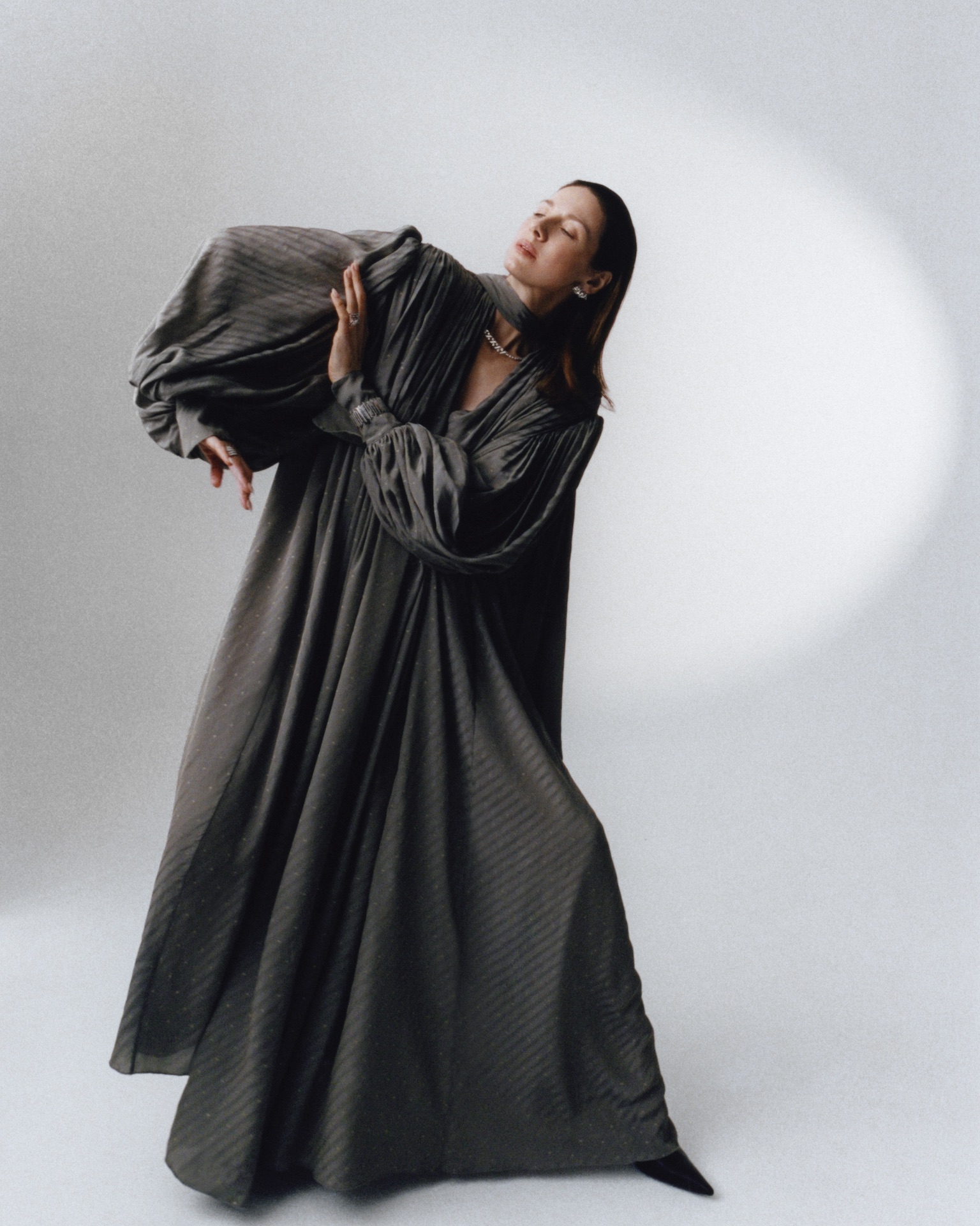 Caitriona Balfe on Outlander, Time, and the Endurance of Natural Diamonds