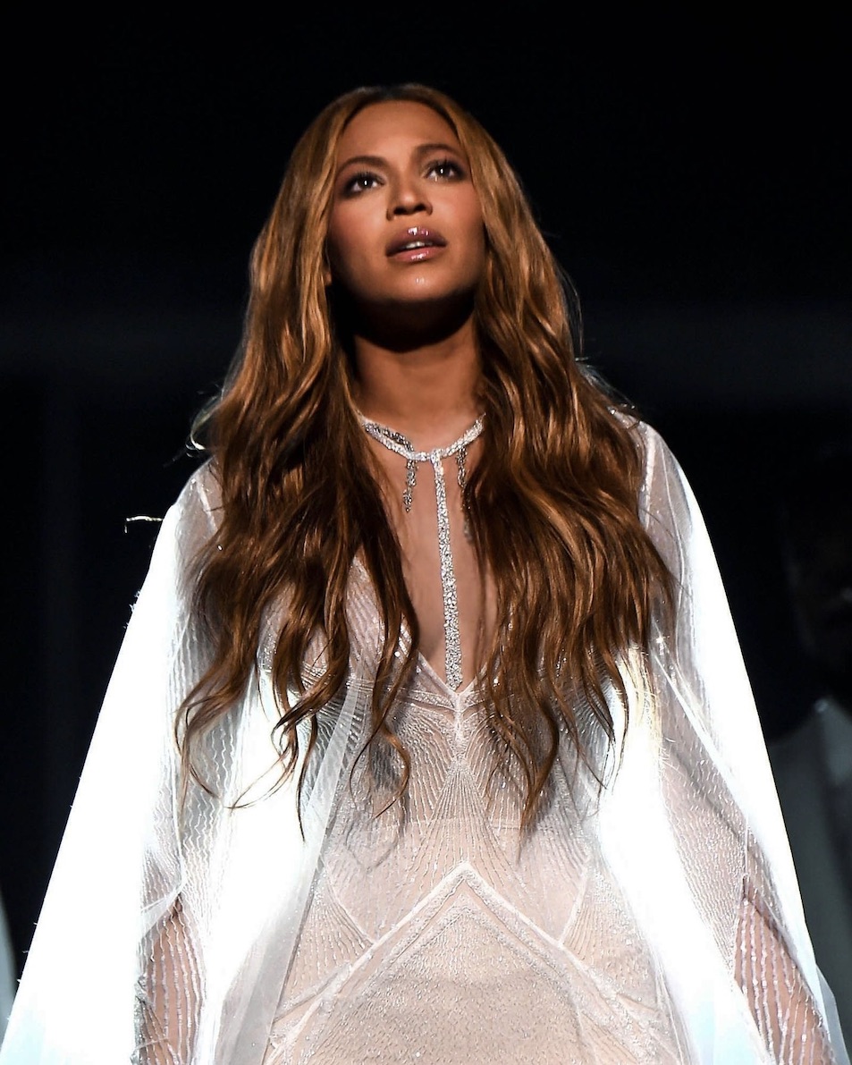 Beyoncé performs onstage during The 57th Annual GRAMMY Awards on February 8, 2015.  