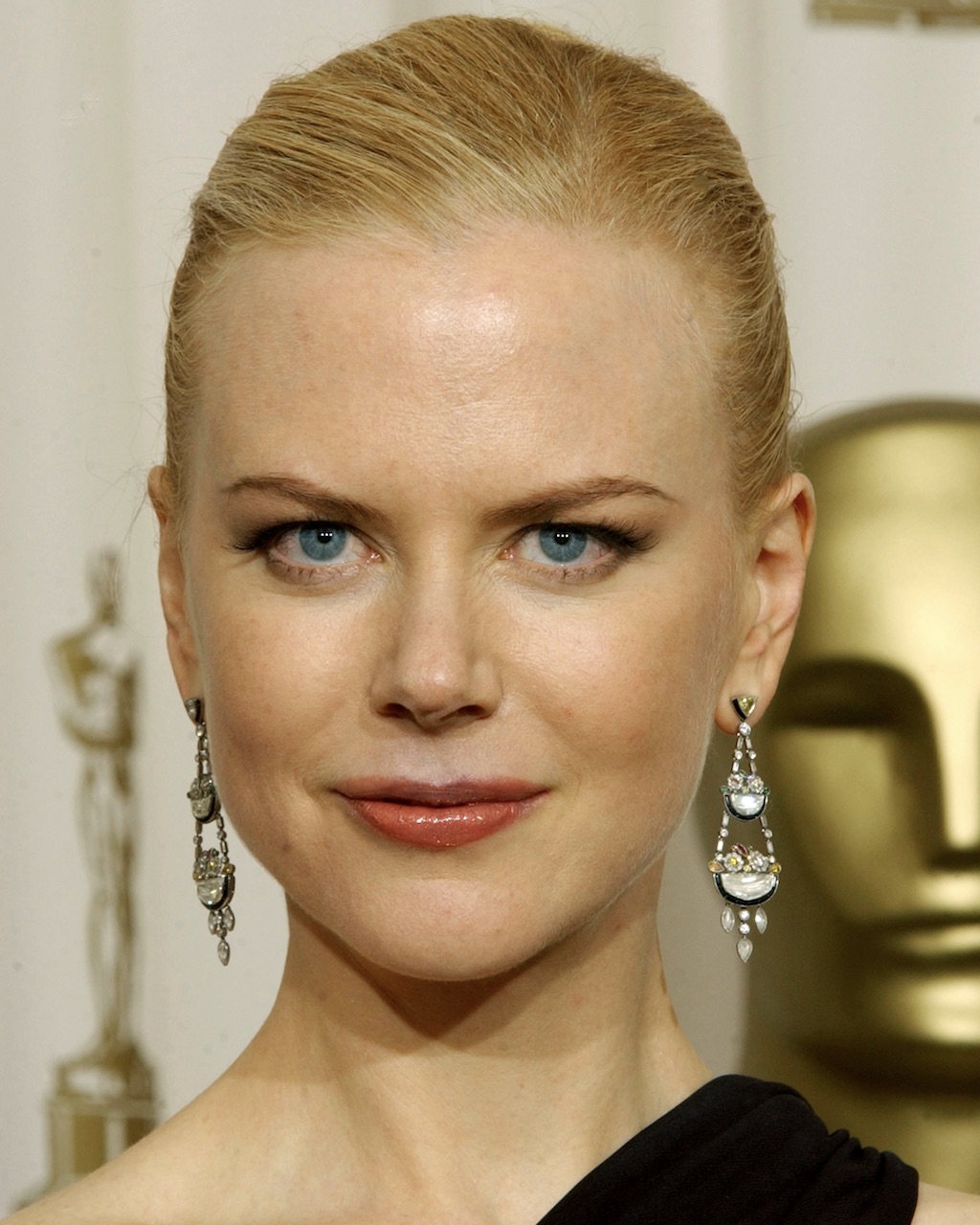 Nicole Kidman Wore Diamond Earrings to the 2003 Oscars