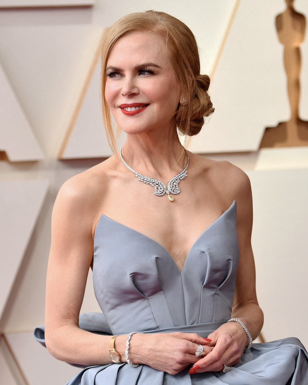Nicole Kidman Wore Harry Winston Diamond Jewelry to the 2022 Oscars Academy Awards