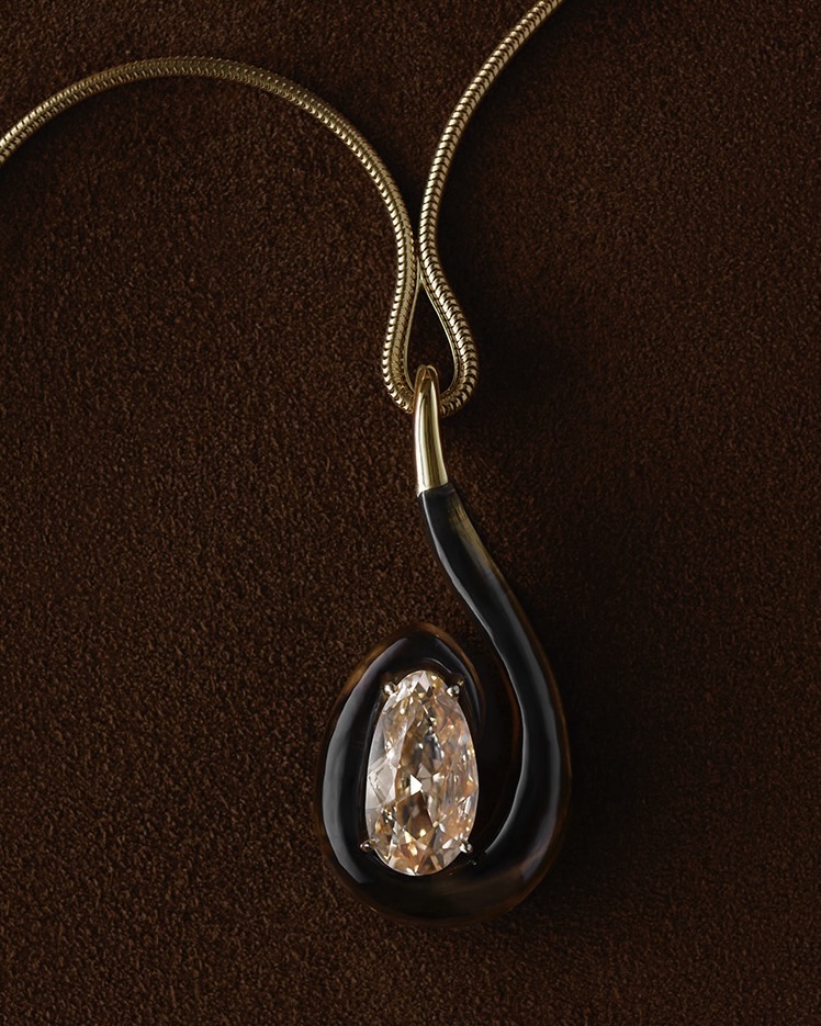 Fernando Jorge High Swirl necklace. (Courtesy of Fernando Jorge)