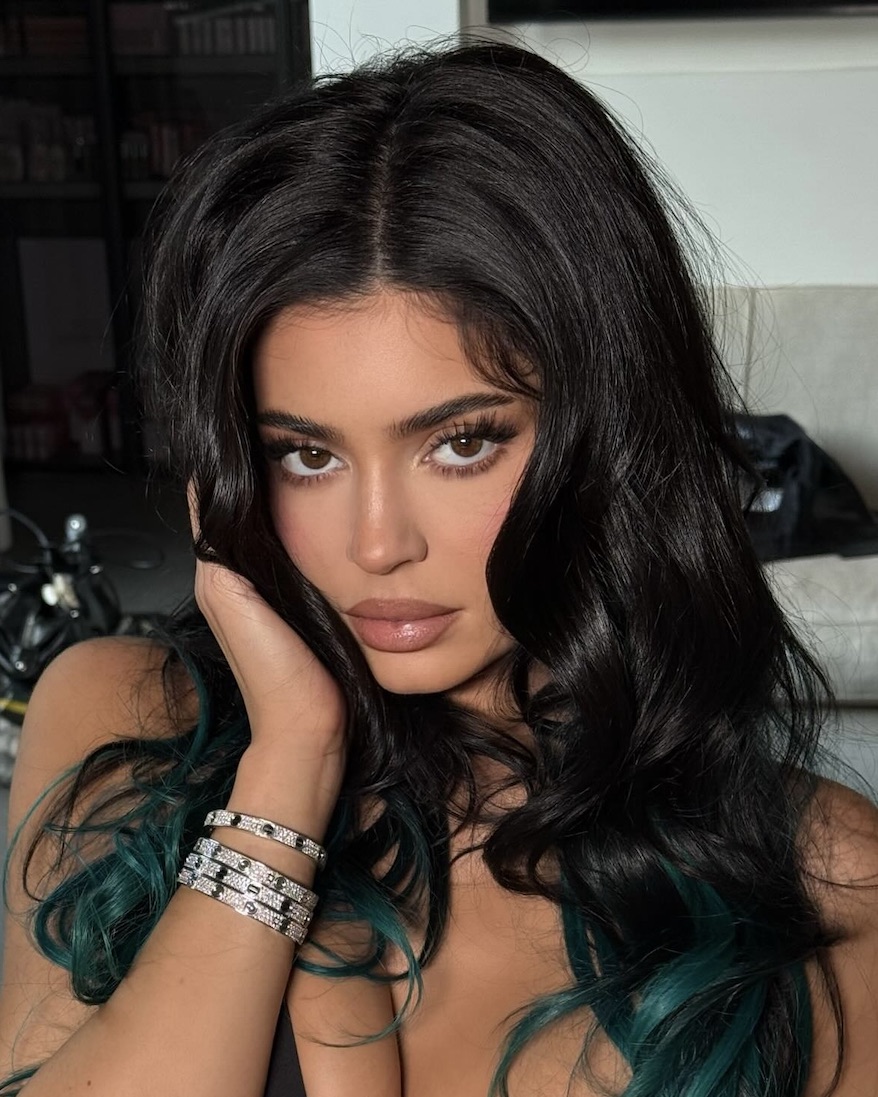 Kylie Jenner wears her signature stack of diamond Cartier Love Bracelets. (Instagram @kyliejenner)